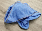 Kapuzenbadetuch blau mit Streifen